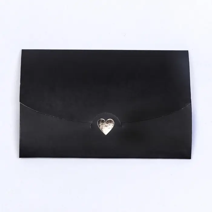 Конверт для подарочного сертификата, с тиснением, чёрный, 10.5&times;7 см