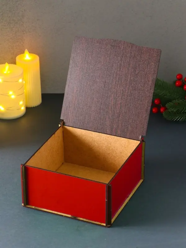 Короб сувенирный, новогодний, подарочный №4 "С Новым Годом" 18х18х9,5 см