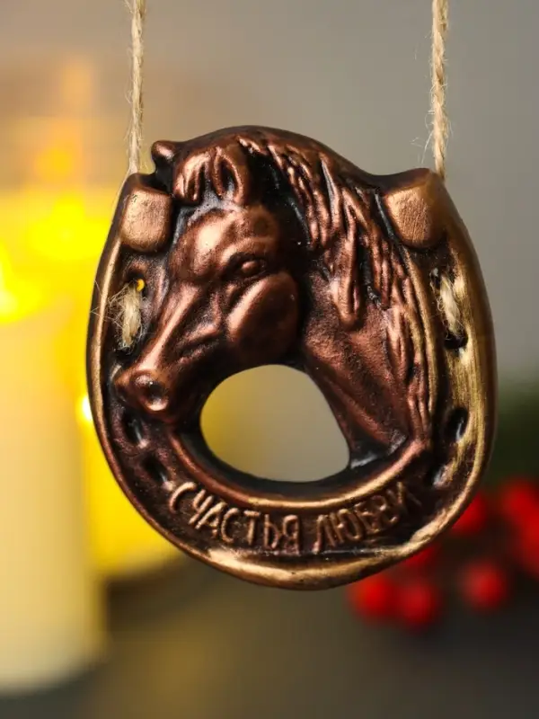 Магнит "Подкова Лошадь" 6.8х8.4 см, бронза