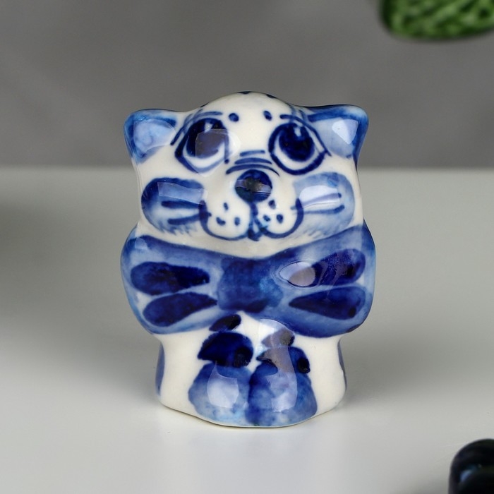 Сувенир «Кот с бантом», 3,5 см, гжель Сувенир «Кот с бантом», 3,5 см, гжель