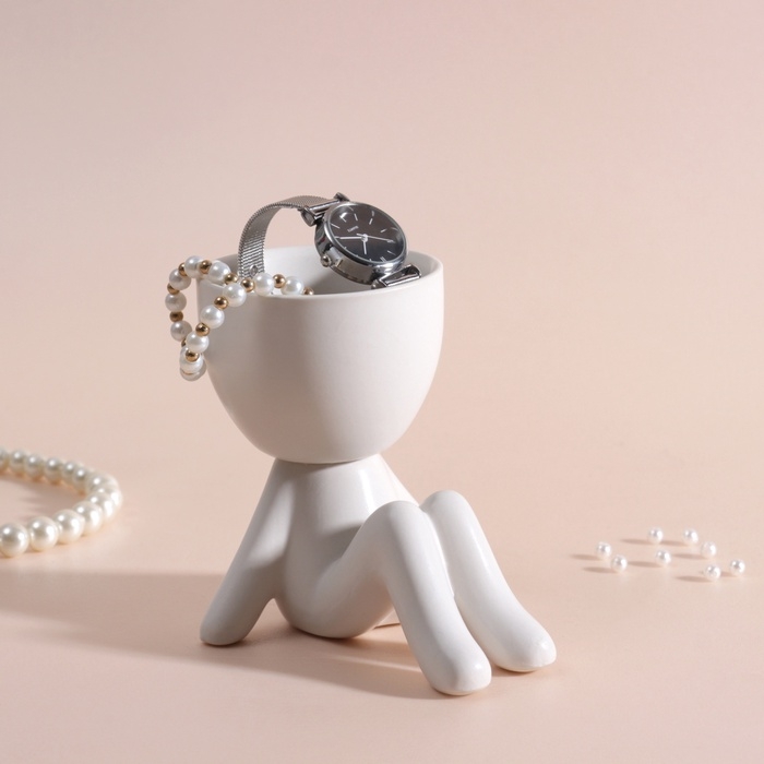 Предмет интерьера "Мистер Грин на чиле" 9,5*6,7*9,5 белый керамика