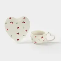 Чайная пара "Вишенка" блюдце 15,5х15х1,5 см, кружка 15,5х9,5х6,7 см