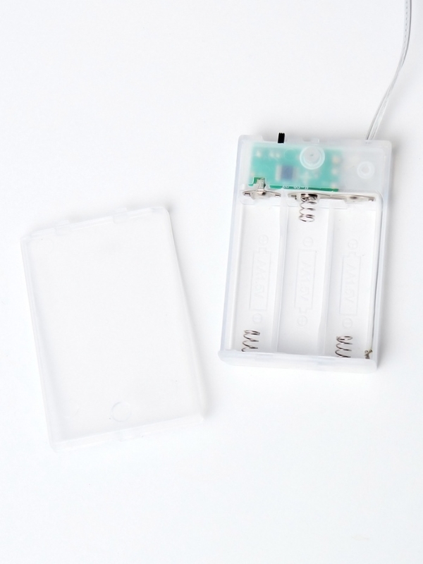 Фигура световая  Фигура световая "Кубы серые", 25х20х15 см, 90 LED, батарейки ААх8 (не в компл.), свечение тёплое белое