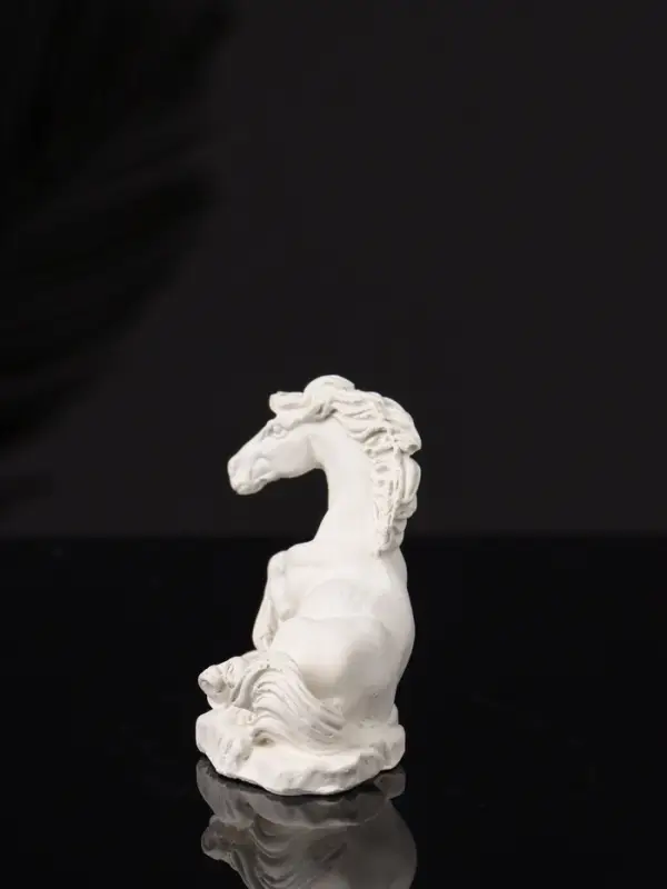 Фигура Фигура "Лошадь лежит" 8х6х3 см, натуральный, гипс