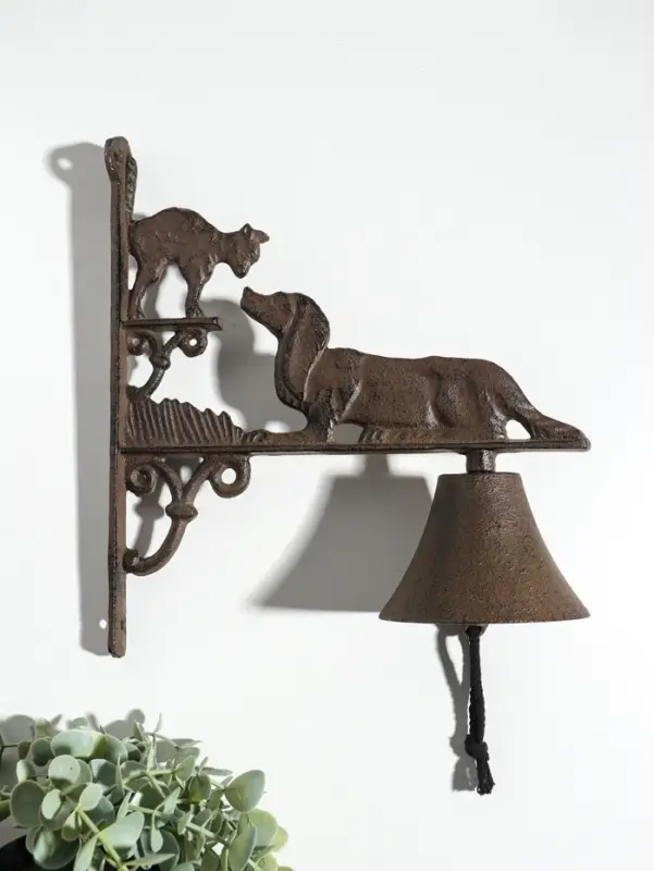 Колокол сувенирный чугун "Такса и кот" 28х25х10,5 см