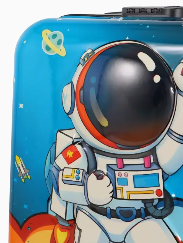 Чемодан дет Космо 18 Чемодан дет Космо 18", 35*22*27 см, отдна молнии, код.замок, 4 колеса,