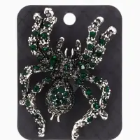 Брошь &laquo;Паук&raquo;, цветочки, серо-зелёная в чернёном серебре