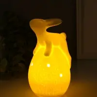 Сувенир керамика свет "Белый зайчик на яйце с цветами" 3хLR44 6,4х6,2х11,2 см