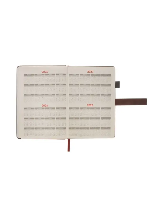 Ежедневник недатированный формат А5, с хлястиком, 80л, линия, пвх, Коричневый Ежедневник недатированный формат А5, с хлястиком, 80л, линия, пвх, Коричневый