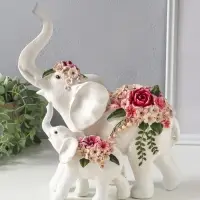 Сувенир полистоун "Белый слон со слонёнком в цветах" 25,4х13,8х29,2 см