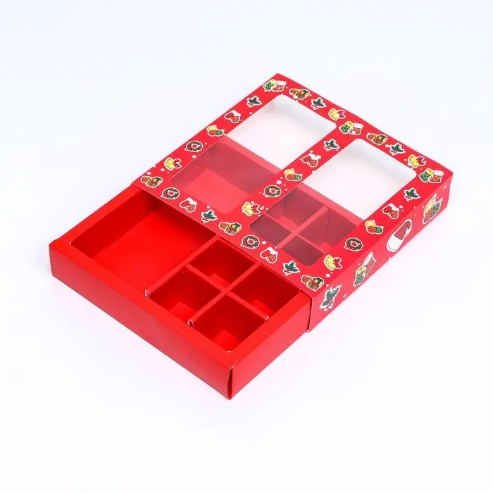 Коробка под 8 конфет и шоколадки, 17.7&times;17.7&times;3.8 см