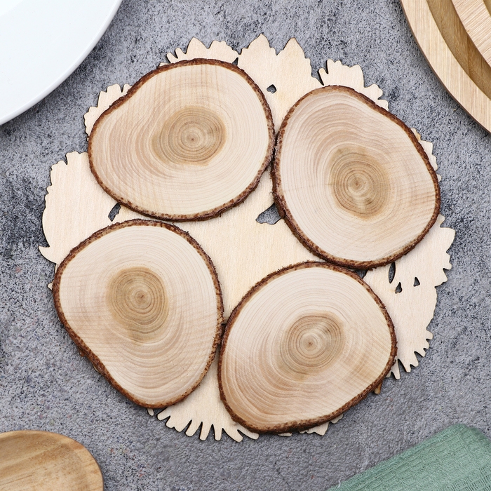 Подставка под горячее Подставка под горячее "Белочка", D = 15 cм,можжевельник