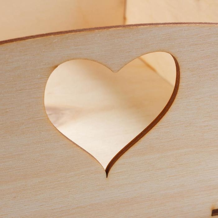 Заготовка для декупажа Заготовка для декупажа "Лоток для хлеба "Сердечко" 20 х 20 см