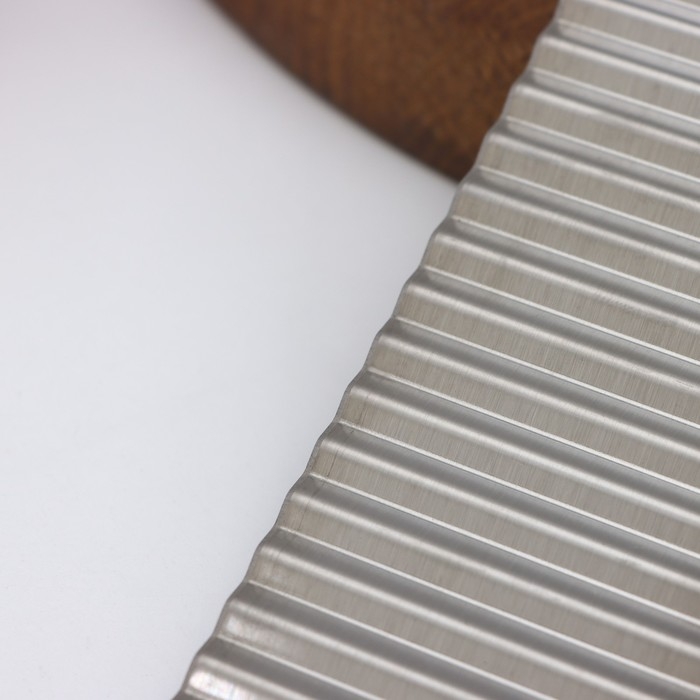 Нож для фигурной резки Доляна, 27×6 см, цвет серебристый Нож для фигурной резки Доляна, 27×6 см, цвет серебристый