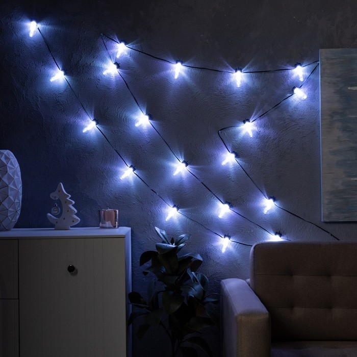 Умная гирлянда «Нить» 6 м с насадками «Лампочки с шишками», IP20, тёмная нить, 20 LED, свечение RGB, USB Умная гирлянда «Нить» 6 м с насадками «Лампочки с шишками», IP20, тёмная нить, 20 LED, свечение RGB, USB