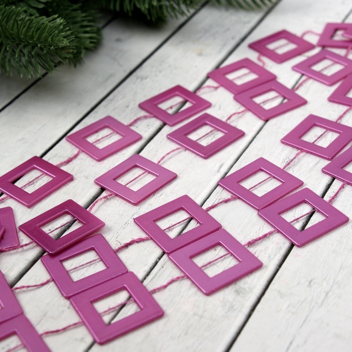 Бусы на ёлку 2,7 м Бусы на ёлку 2,7 м "Квадраты" фиолетовые