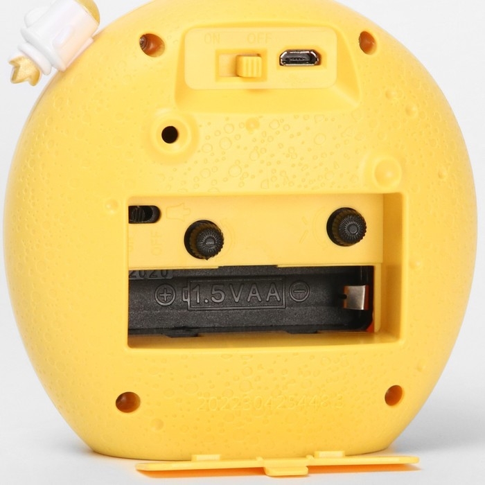 Часы - будильник с подсветкой Часы - будильник с подсветкой "Полумесяц", детские, дискретный ход, 1АА, 10х32х6 см, микс