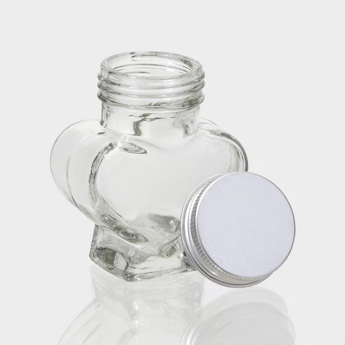 Банка стеклянная для хранения сыпучих продуктов &laquo;Сердце&raquo;, 60 мл, 3,9&times;7,5 см, с пластиковой крышкой