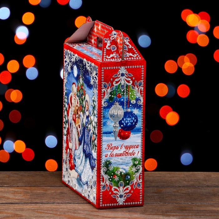 Новый год. Подарочная коробка Новый год. Подарочная коробка "На Катке" 16,8 х 7 х 25 см.