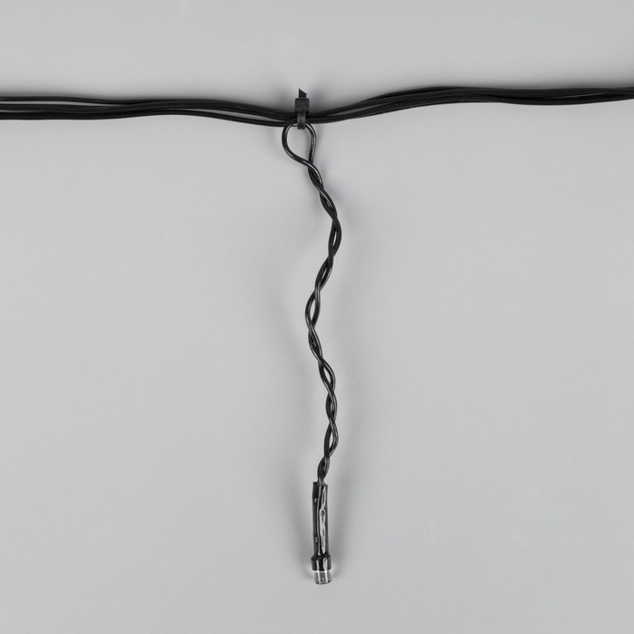 Гирлянда «Бахрома» 1.8 × 0.5 м, IP20, тёмная нить, 48 LED, свечение синее, 8 режимов, 220 В Гирлянда «Бахрома» 1.8 × 0.5 м, IP20, тёмная нить, 48 LED, свечение синее, 8 режимов, 220 В