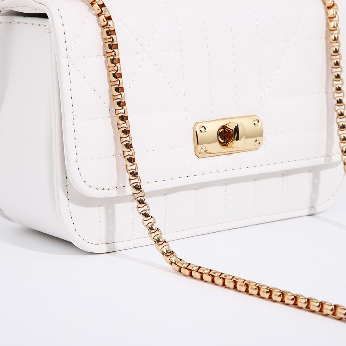 Сумка-мессенджер на клапане, цвет белый Сумка-мессенджер на клапане, цвет белый