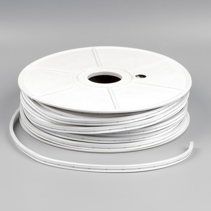 Гибкий неон Luazon Lighting 6 × 12 мм, IP65, 50 м, SMD2835, 120 LED/м, 12 В, свечение тёплое белое Гибкий неон Luazon Lighting 6 × 12 мм, IP65, 50 м, SMD2835, 120 LED/м, 12 В, свечение тёплое белое