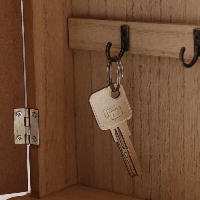 Ключница дерево  Ключница дерево "KEYS с сердечком и бантом" 3х19х25,6 см