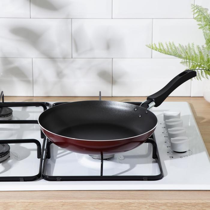 Сковорода Prosto, d=24 см, пластиковая ручка, антипригарное покрытие, цвет бордовый Сковорода Prosto, d=24 см, пластиковая ручка, антипригарное покрытие, цвет бордовый