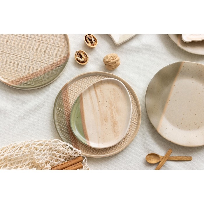 Тарелка керамическая «Самоцвет», 21.5 см, цвет бежевый Тарелка керамическая «Самоцвет», 21.5 см, цвет бежевый