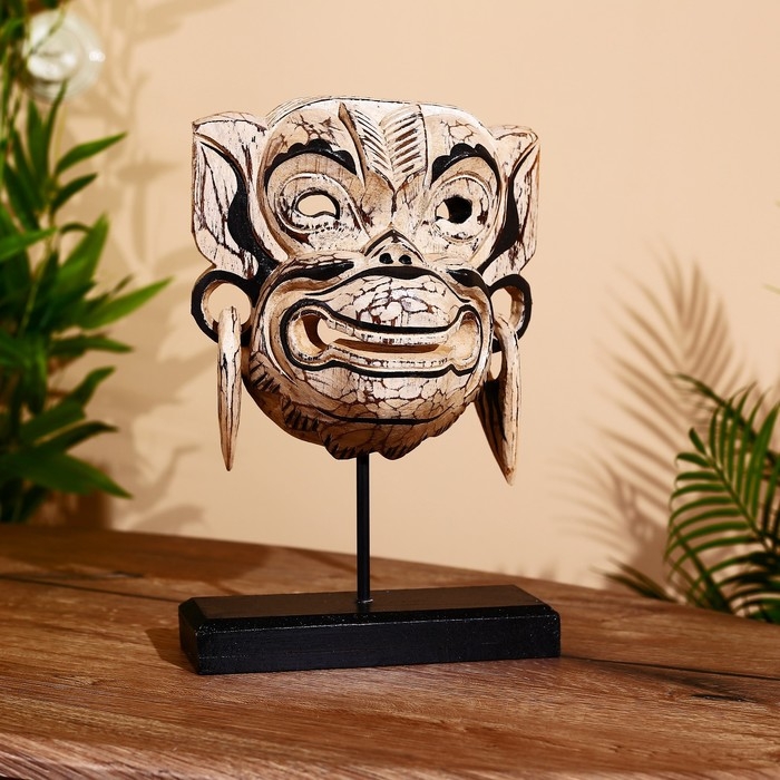 Маска Маска "Хануман" на подставке, албезия 30 см