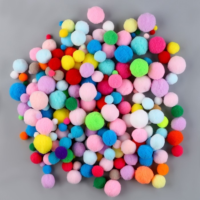 Набор текстильных деталей для декора &laquo;Помпоны&raquo;, 400 шт., размер: от 8 до 30 мм