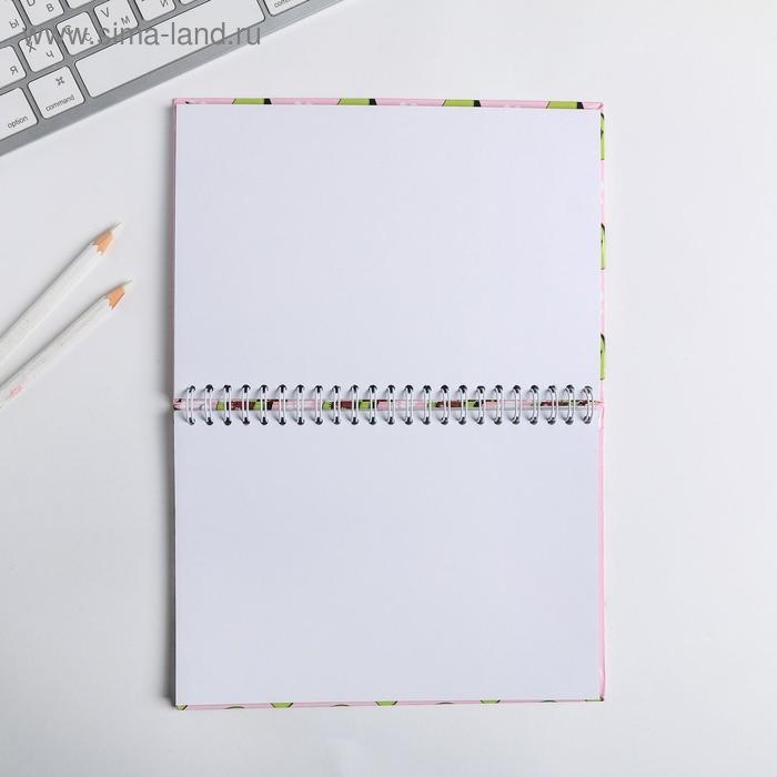 Скетчбук в твердой обложке на гребне Meow Book А5, 80 л, 100 г/м Скетчбук в твердой обложке на гребне Meow Book А5, 80 л, 100 г/м