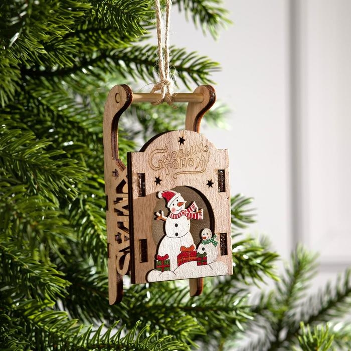 Ёлочная игрушка «Сани со снеговиком», от батареек, свечение RGB Ёлочная игрушка «Сани со снеговиком», от батареек, свечение RGB