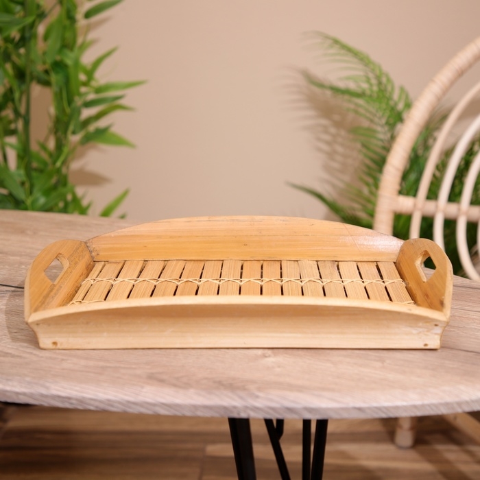 Поднос из бамбука 40х30х5 см Поднос из бамбука 40х30х5 см