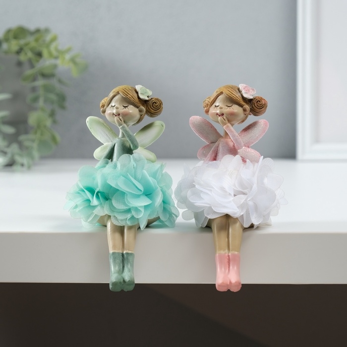 Сувенир полистоун  Сувенир полистоун "Девочка в платье из цветочков в гольфах" сидит МИКС 8х6х14 см