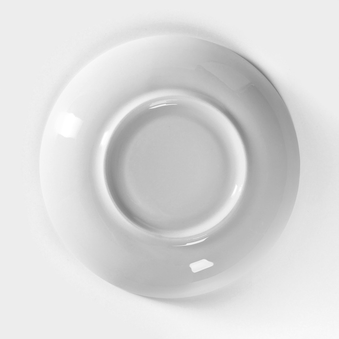 Блюдце фарфоровое «Бельё», d=15 см Блюдце фарфоровое «Бельё», d=15 см