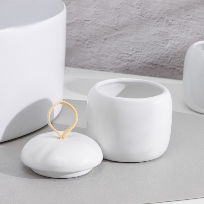 Набор аксессуаров для ванной комнаты SAVANNA Monro, 4 предмета (мыльница, дозатор для мыла 450 мл, стакан, баночка), цвет белый Набор аксессуаров для ванной комнаты SAVANNA Monro, 4 предмета (мыльница, дозатор для мыла 450 мл, стакан, баночка), цвет белый