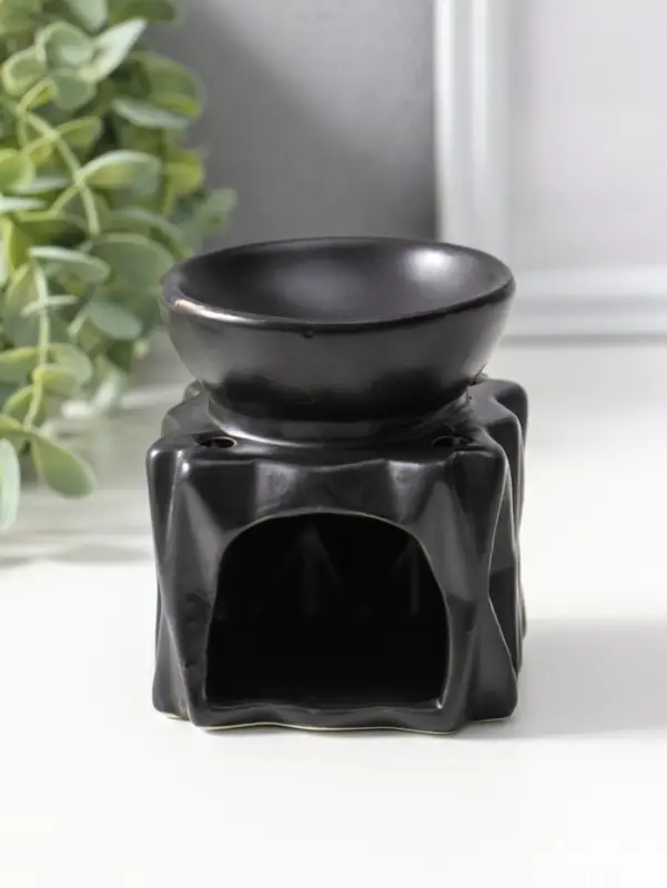 Аромалампа для эфирных масел &laquo;Грани. Куб&raquo;, чёрные, 8&times;8&times;9.5 см