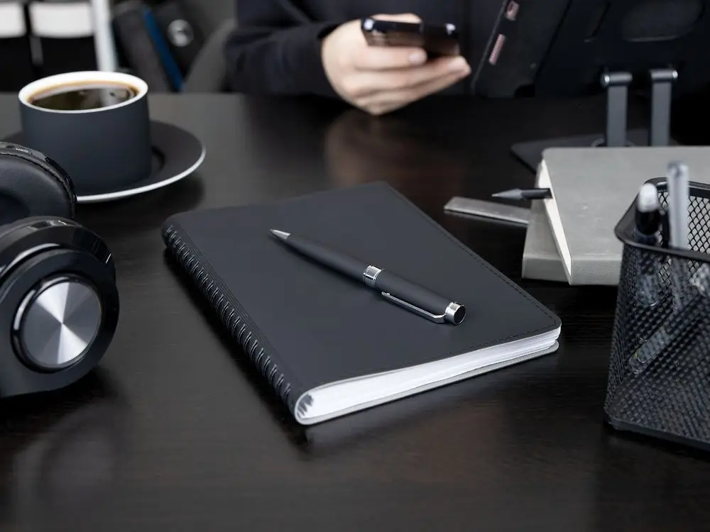 Ручка шариковая Broad Ring Soft Touch, черная