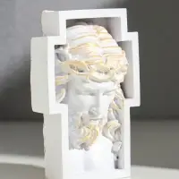 Панно настенное &laquo;Бюст Иисуса объёмный&raquo;, 14.5&times;10&times;4.5 см, белый