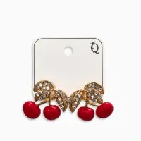 Серьги со стразами "Вишня", цвет бело-красный в золоте