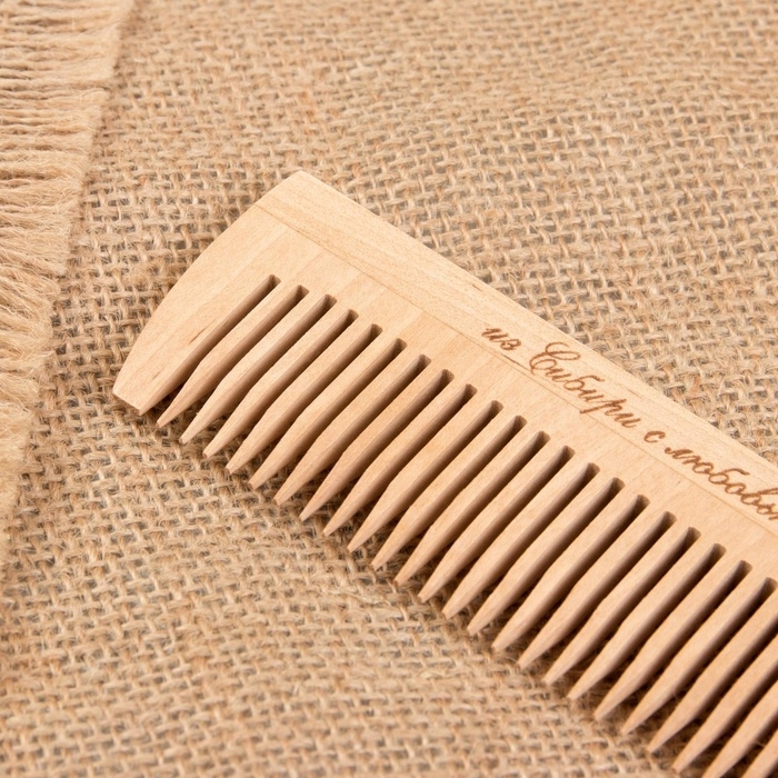 Расчёска - гребень, 12,5 × 4,5 см, цвет «светлое дерево» Расчёска - гребень, 12,5 × 4,5 см, цвет «светлое дерево»