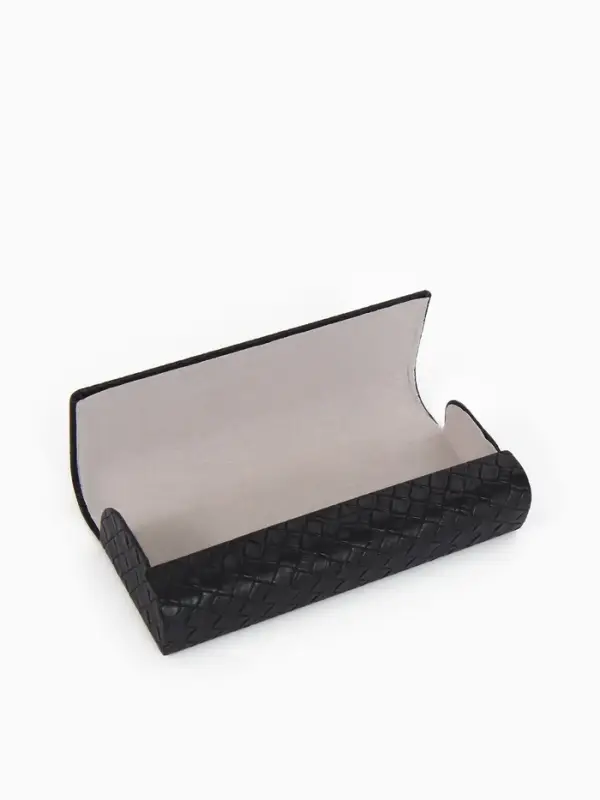 Футляр для очков на магните, размер 15.5&times;6&times;3 см, чёрный