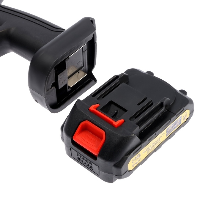 Мойка высокого давления аккумуляторная ТУНДРА, Li-ion 20 В, 2 Ач, 28 бар, шланг 3 м Мойка высокого давления аккумуляторная ТУНДРА, Li-ion 20 В, 2 Ач, 28 бар, шланг 3 м