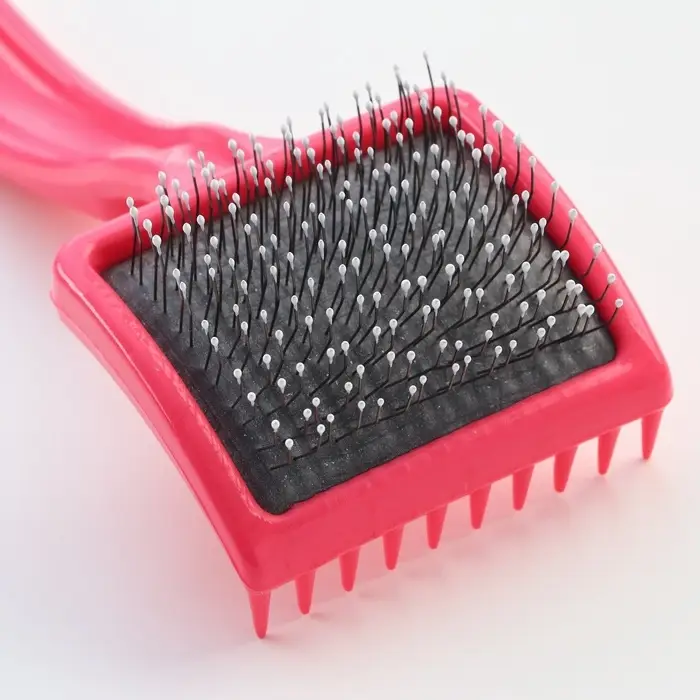 Щётка - пуходёрка средняя, основание 59&times;49 мм, мягкая с каплями, розовая