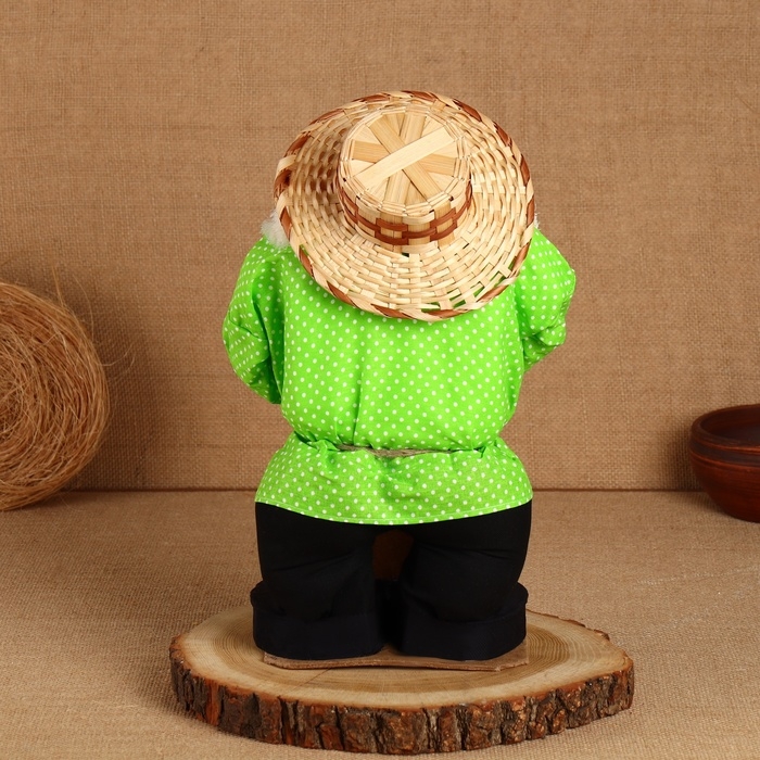 Оберег - домовой Оберег - домовой "Иваныч с бутылкой", h=40 см