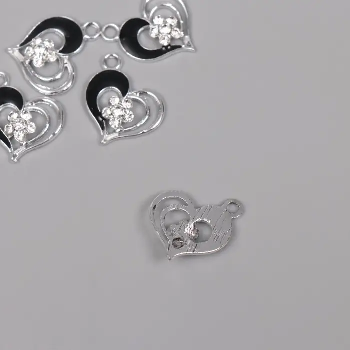 Декор для творчества металл, стразы "Сердце с цветочком" серебро, чёрный 2х1,7х0,3 см