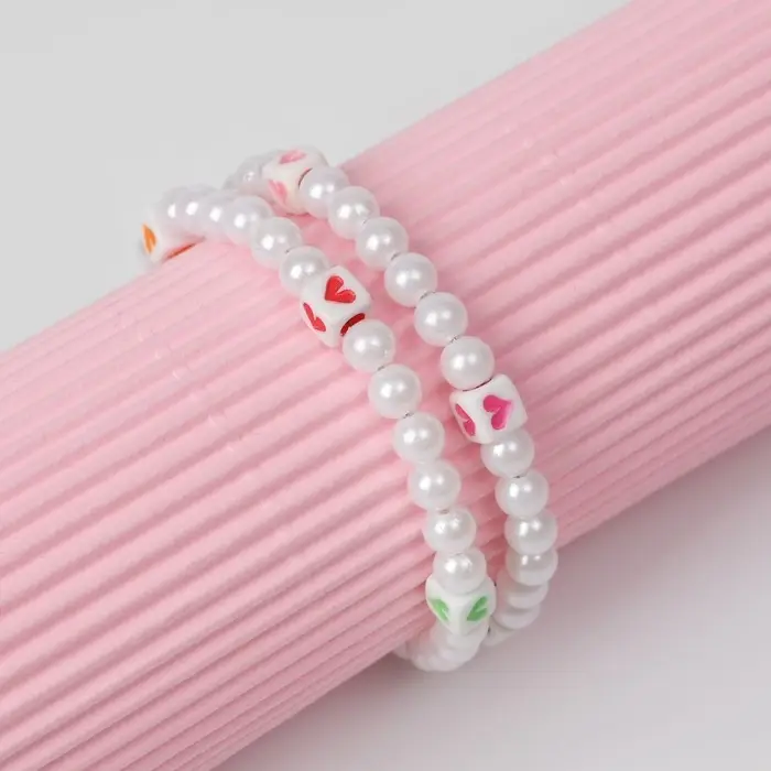 Браслет-пружинка детский «Выбражулька» сердечки в кубике, цвет белый Браслет-пружинка детский «Выбражулька» сердечки в кубике, цвет белый
