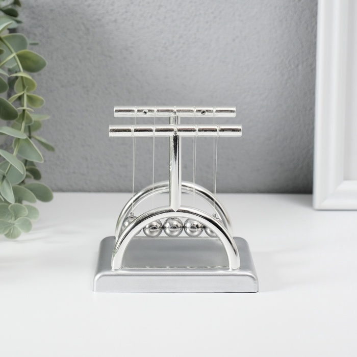 Маятник Маятник "Шары Ньютона" серебро 9х9х8 см