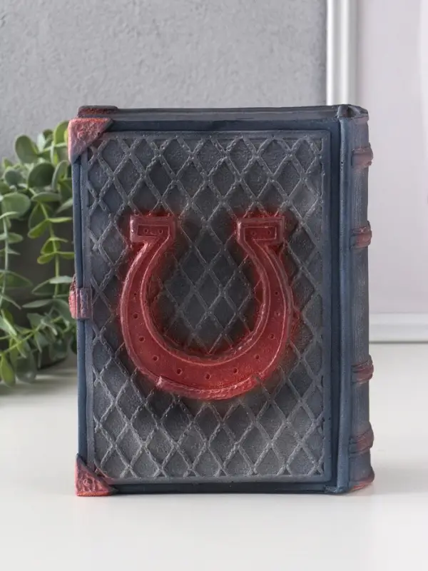 Копилка (гипс) Книга Лошадь  Высота 21 см, ширина 7,5 см, длина 16,5 см, пудровый